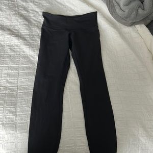 Black lululemon leggings
